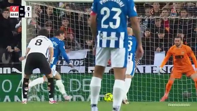 Valencia CF vs. Alavés - Game Highlights