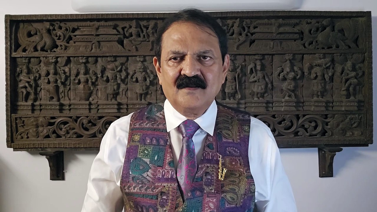 Bhaiya mere rakhi ke bandhan ko nibhana..Chotti behan-Film Chhoti Bahen 1968 on Harmonica Live Performance by Mukund Kamdar