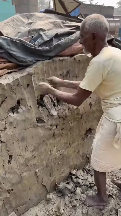 Mud transforming into unique utensils