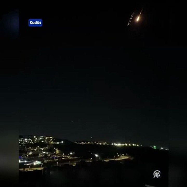 İran, İsrail'e art arda 3 dalga halinde misilleme saldırısı düzenledi