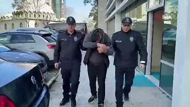 Polislere saldırıp polis aracına zarar veren alkollü şahıs tutuklandı
