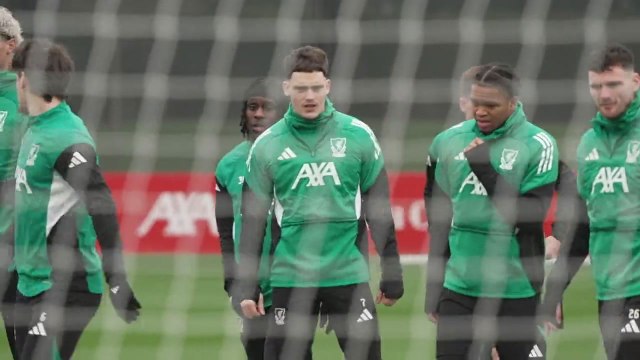 Arne Slot leads Liverpool training ahead of Galatasaray UCL first leg