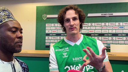 Des l&eacute;gendes de l'ASSE et des personnalit&eacute;s r&eacute;unies dans le Chaudron pour la bonne cause