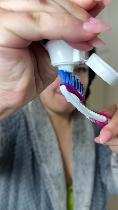 Se me olvido decir que hoy me hice el cafecito caliente porque me lo estaba deseando 😍 #momsoftiktok #relatable #momlife #sahm #motherhood #mamasdetiktok #rutinaencasa #parati #latinostiktok