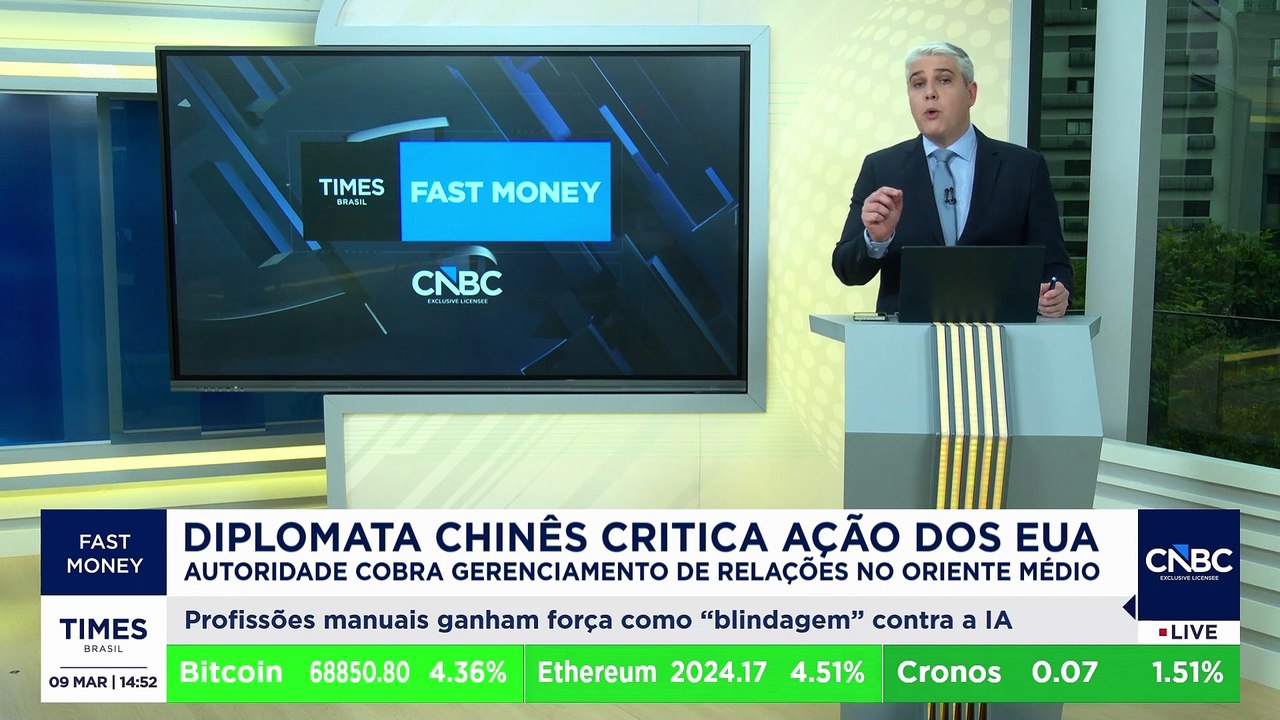 Putin apoia novo líder do Irã, China critica EUA, enquanto protestos crescem