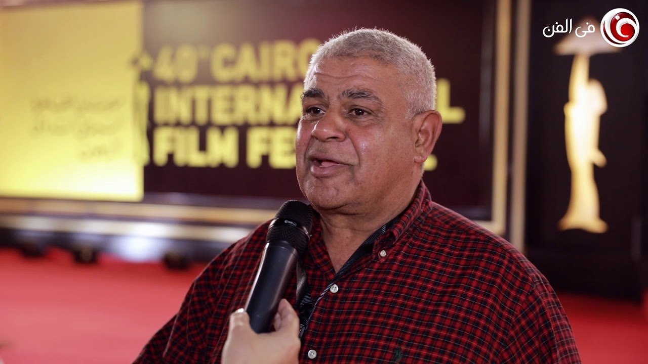 Filfan | يايا يحكي عن رد فعله بعد قبلة زوجة جيمس كاميرون له: لا تقبليني من فمي.. "بأقرف"