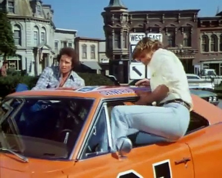 The Dukes of Hazzard S.03 Ep.18 - By-Line, Daisy Duke