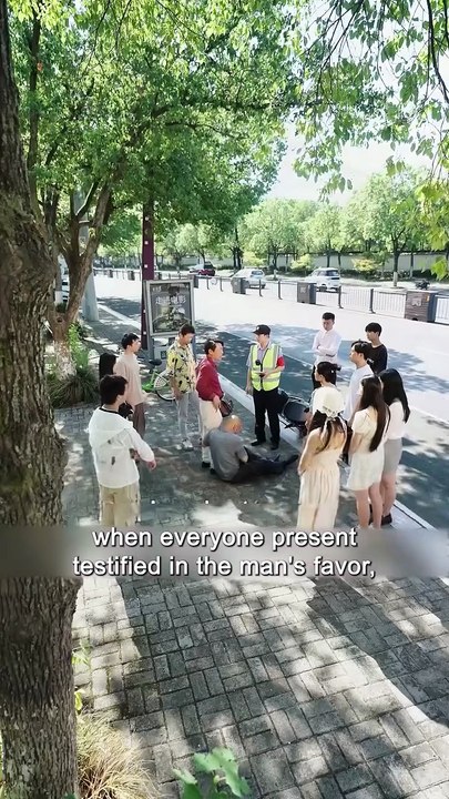 😡 He Helped a Fallen Old Man… Then Got Scammed — But the Old Man’s True Identity Shocked Everyone!