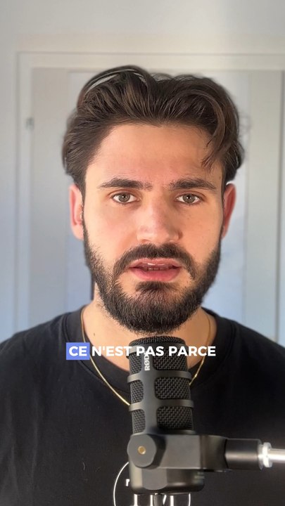 Participer à une compétition Hyrox ne suffit pas pour devenir coach Hyrox.La préparation d’un athlète pour ce type d’épreuve demande des compétences de préparation physique.