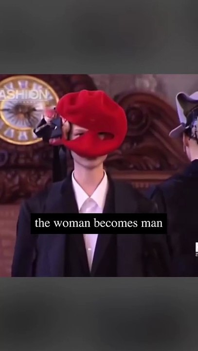 La mode est un aperçu de l'humain qu'ils veulent normaliser.