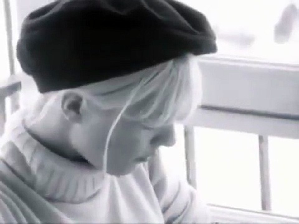 1966 – Johnny Hallyday – Johnny et Sylvie Vartan au Restaurant de l’Aéroport de Genève (Carrefour, TSR, 20 Janvier)