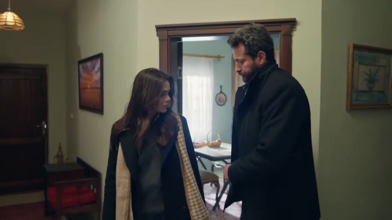 Uzak Sehir Episode 52 English Subtitles