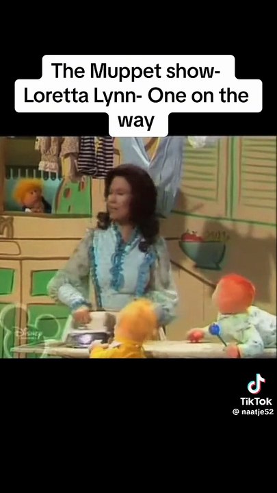 Loretta Lynn  bei der Muppet Show 2