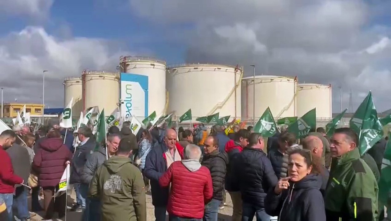 Movilización de las OPA junto al centro de hidrocarburos de Santovenia