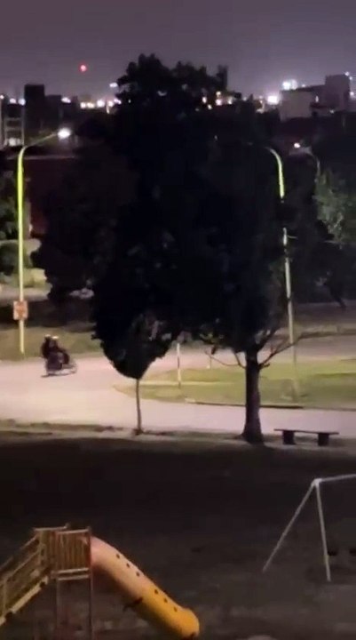 Reclamos vecinales por la presencia de motos con escapes libres durante la madrugada