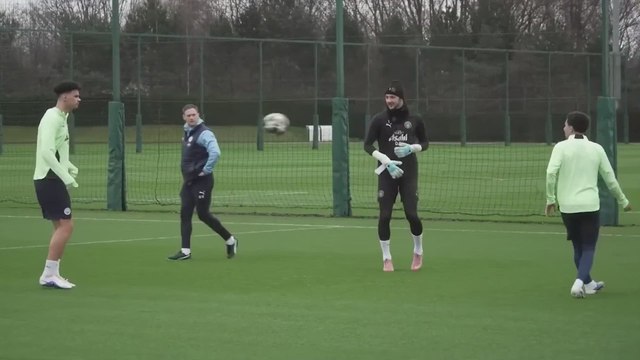 ENTRENAMIENTO del MANCHESTER CITY antes de la CHAMPIONS LEAGUE vs REAL MADRID