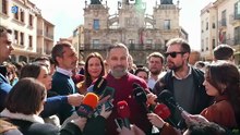 Abascal, sobre Sánchez: "Le gusta más una guerra que a un tonto un lápiz"