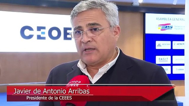 Empresarios y consumidores piden una bajada del IVA y de los impuestos sobre hidrocarburos