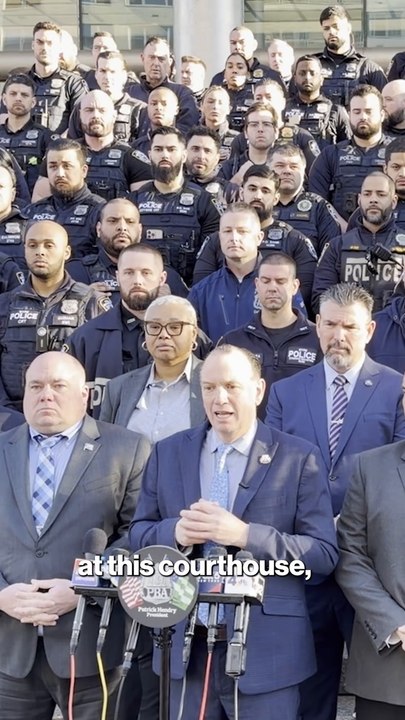Cops pack court in NYPD hero Jonathan Diller trial