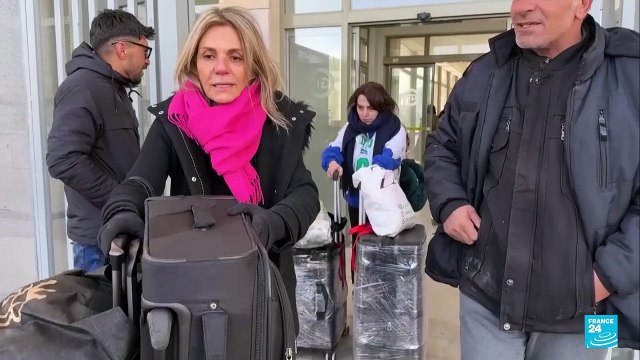 Iraníes cruzan la frontera con Turquía para huir de los bombardeos