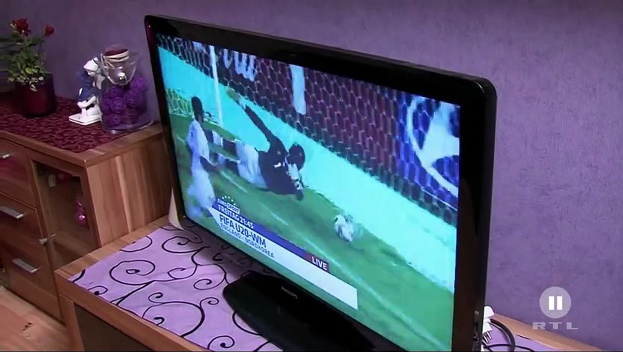 (Reupload) Domes Muskelstirmolations gerät