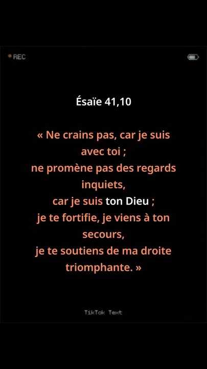 Seigneurdans mes peurs et dans mes inquiétudes, aide-moi à me souvenir que Tu es avec moi.Quand mon cœur se fatigue,fortifie-moi.Quand je doute, viens à mon secours.Apprends-moi à ne pas laisser la peurprendre plus de place que Ta présence.Amen.