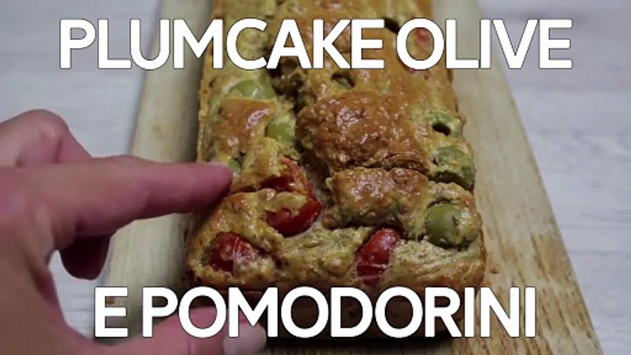 Plumcake olive e pomodorini