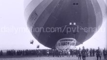 Blütenfahrt des Luftschiffes ''Graf Zeppelin'' ins Rheinland, Flugplatz Bonn-Hangelar in Sankt Augustin 22. April 1930
