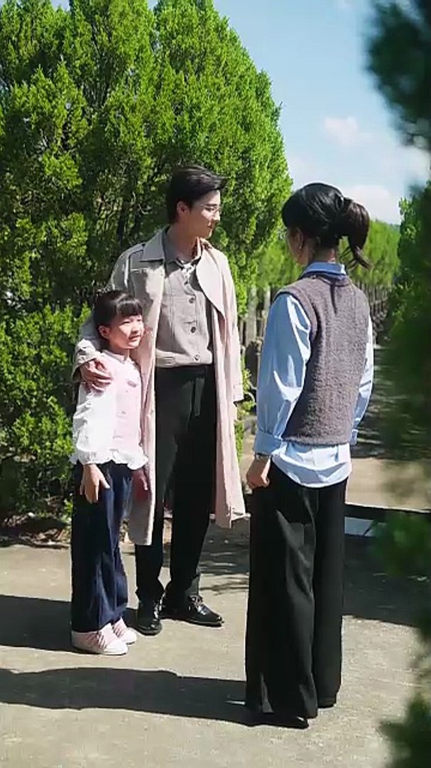 [#MiniMovie] Happiness Begins on the Next Page