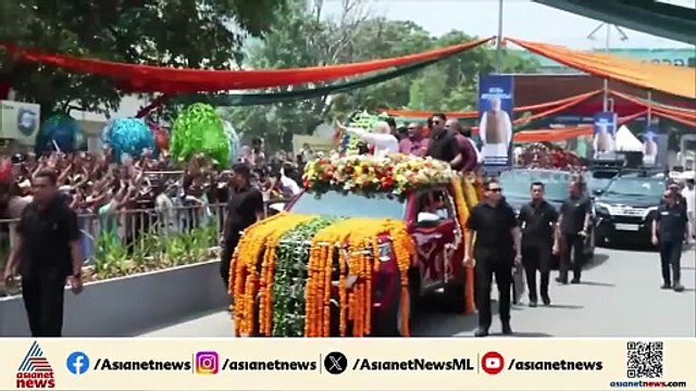 'കടലിന്‍റെ മക്കള്‍ക്ക് നമസ്‍ക്കാരം' ധീവരസഭ വേദിയില്‍ മോദി, വികസന പദ്ധതികളുടെ ഉദ്ഘാടനം ചെയ്തു