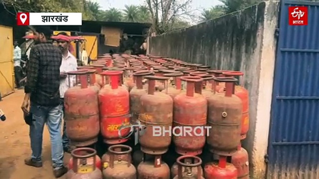 देवघर में LPG की रफ्तार धीमी, कमर्शियल सिलेंडर की कमी से होटल-ढाबा संचालक परेशान