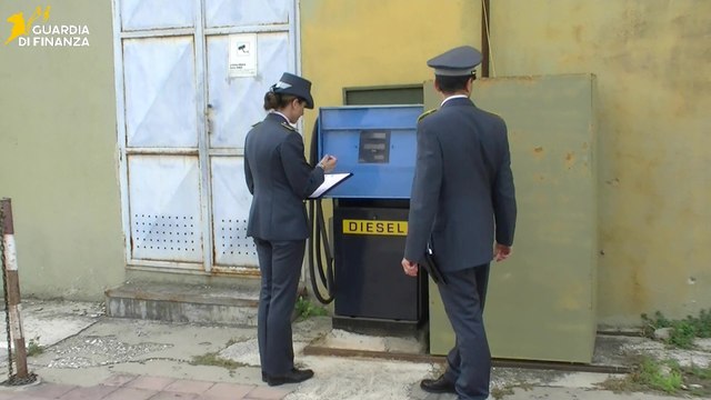 Orta Nova (FG) - Distributore clandestino di gasolio agricolo: sequestrati 1.400 litri, 2 denunciati (11.03.26)