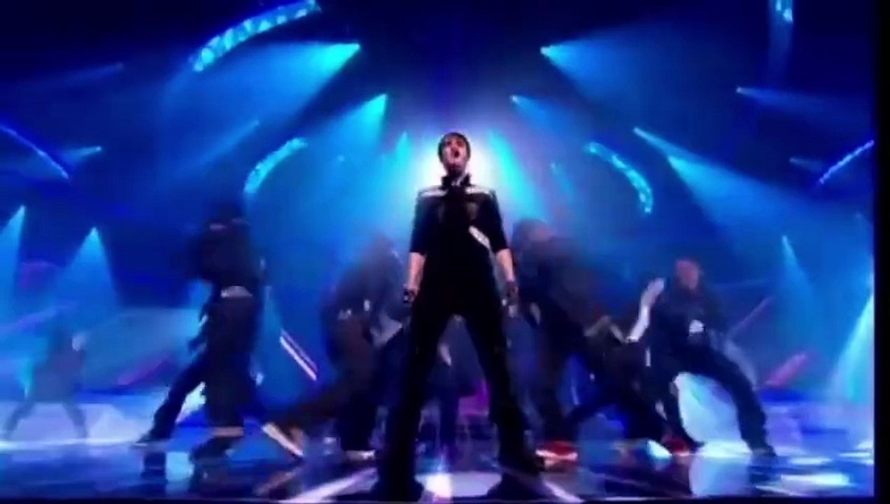Justin Bieber - Somebody To Love & Baby - LIVE on X Factor 2010 Chipmunks