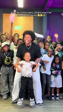 Remembering all these steps and doing them this good at the age of 3 is mind blowing! 👏🏽@STAR_BABY🌟 continue to shine like the big baby star you are! DC: Me #afrostarkidsacademy #afronitaaa #stargyal #starbaby created by STARGYAL with STARGYAL's orig