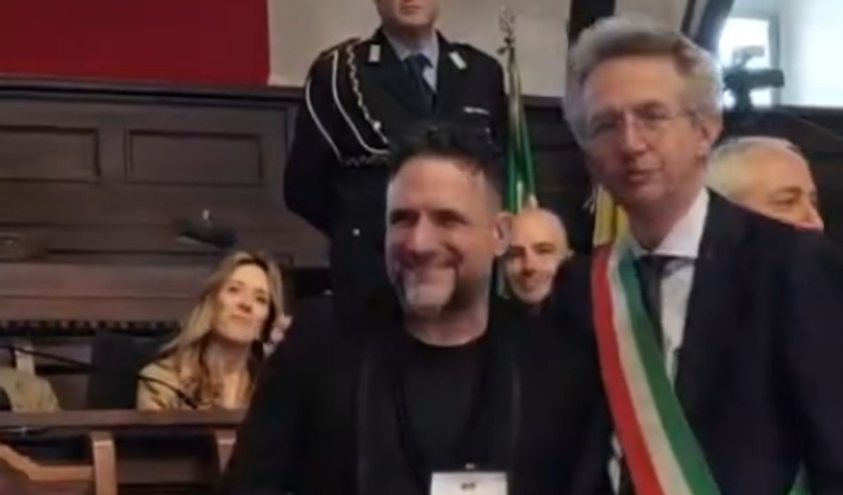 Il Comune premia anche il Maestro Campagnoli, il gesto per lo scudetto del Napoli