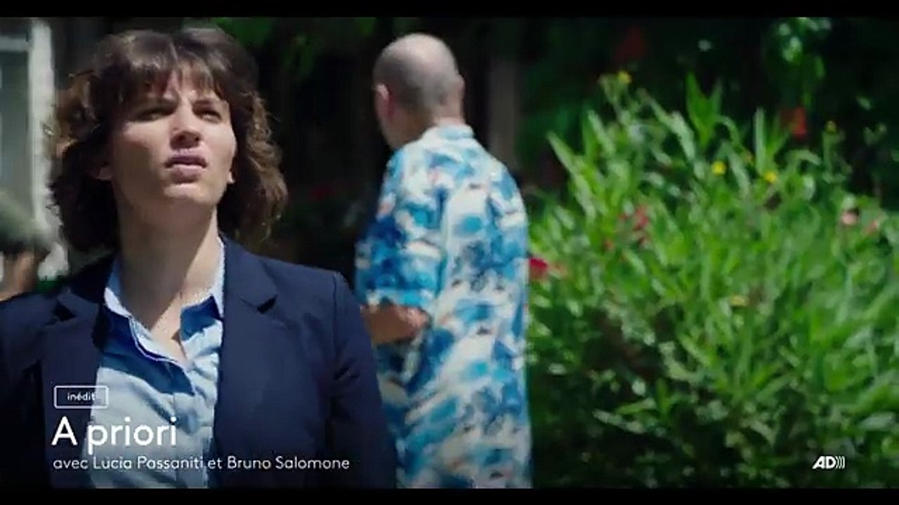 Vidéo : Bande annonce de la série "A priori" / Photo : Iinterview Off Screen de Camille Combal spéciale DALS