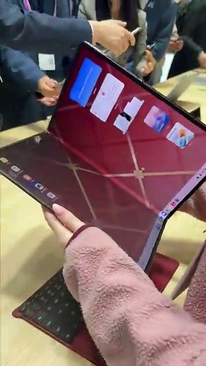 Huawei à la MWC : La tablette la plus IMPRESSIONNANTE que j'aie jamais vue !
