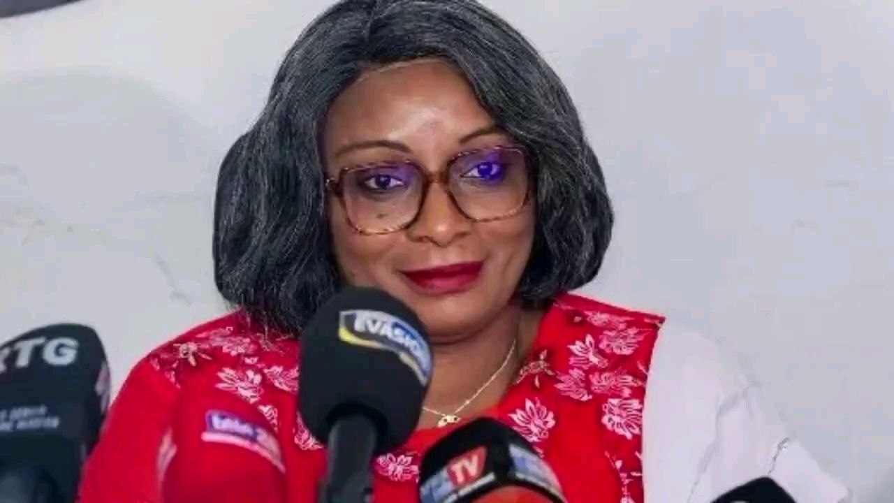Politique et justice en Guinée élections en vue, enquêtes financières et révélations (CRIEF)
