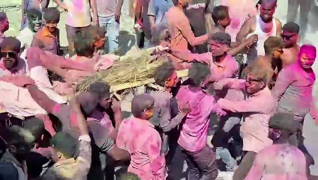 भीलवाड़ा में शीतला अष्टमी ‘मुर्दे की सवारी’ का उल्लास