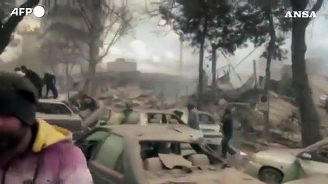 Iran, dodicesimo giorno di attacchi da Usa e Israele