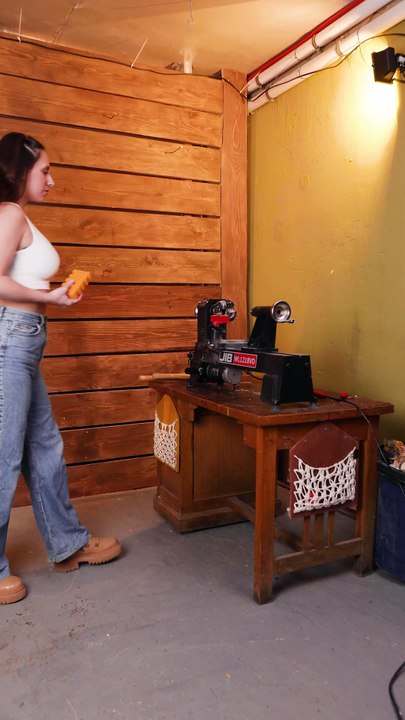 Smart Woman Reuses And Recycles Trash Into Useful Gadget!👍