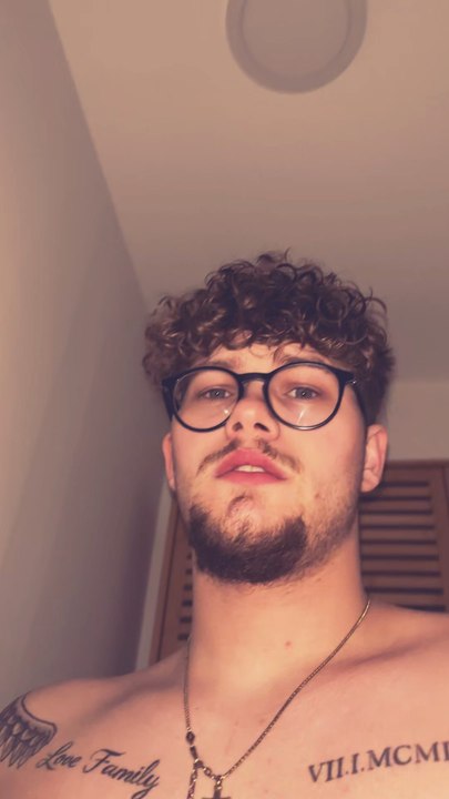 Abonnez vous l’équipe daylimotion voir si vous êtes chaud ???