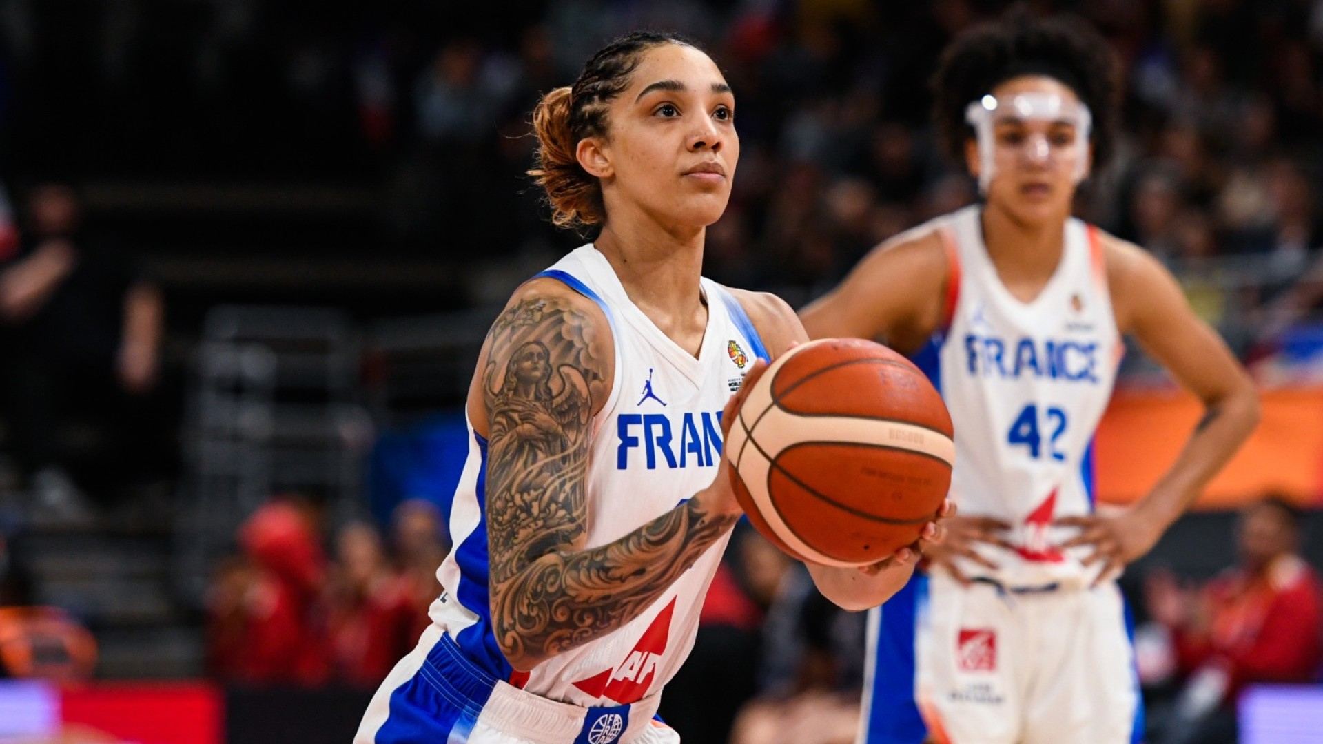 Qualifications Coupe du Monde : les Bleues font le show et écrasent les Philippines !