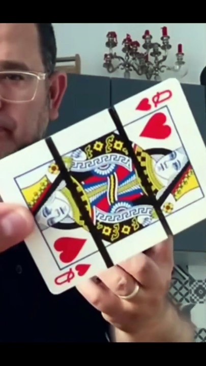 Trisection by Mickael Chatelain – Zig-Zag Card & Restoration Magic Trick