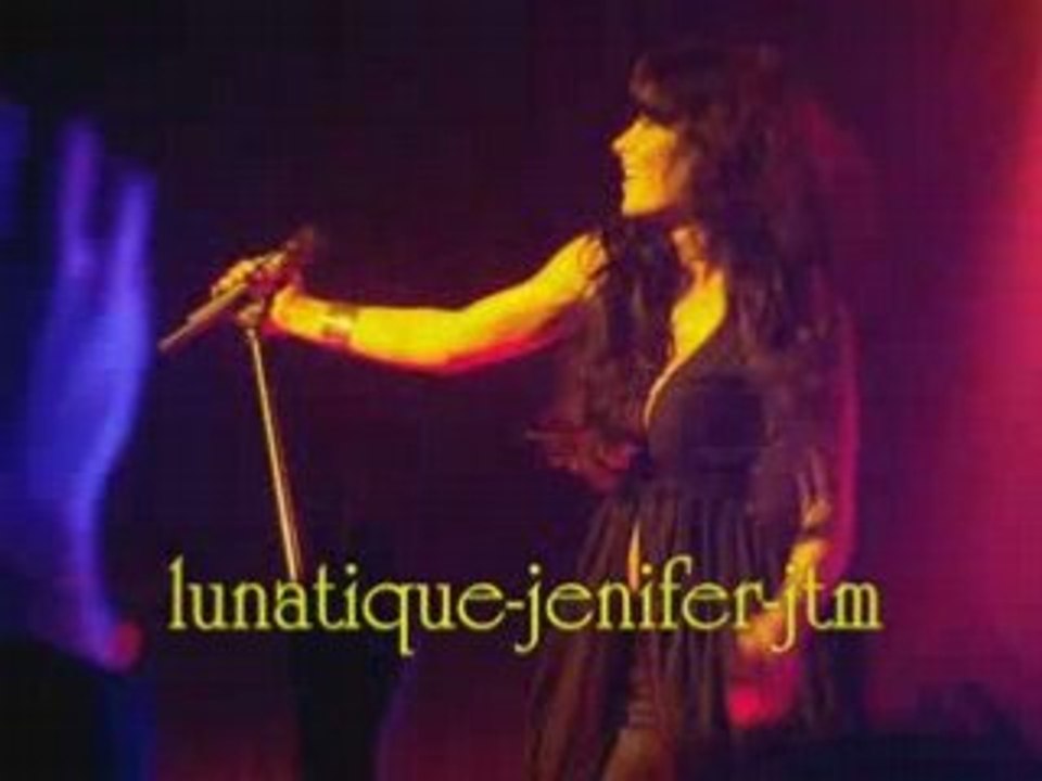 Jeni chante le parfum à bruxelles