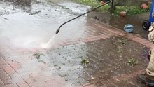 Driveway Transformation Achieved Through Careful Pressure Washing