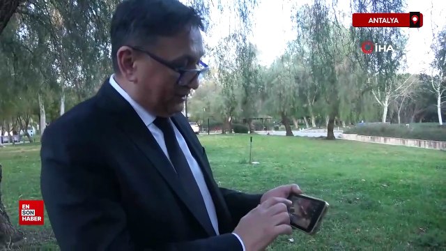 Antalya'da neden bakıyorsun diye genci darp edip burnunu kırdılar