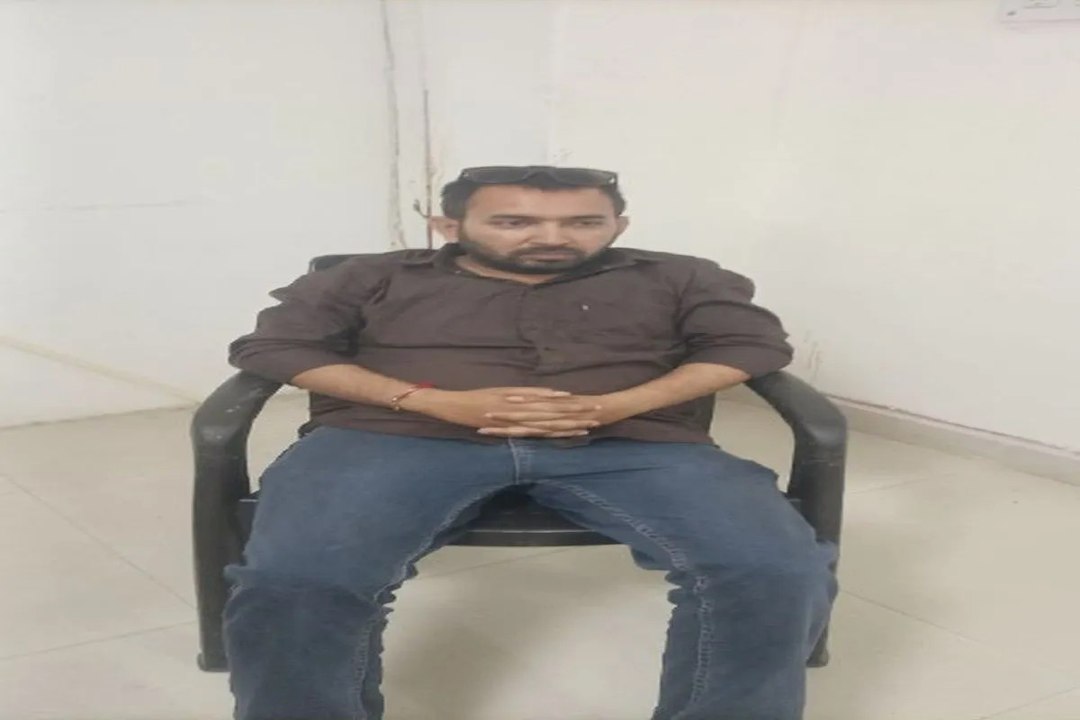 एसीबी ने पटवारी व दलाल को 30 हजार रुपए की राशि...