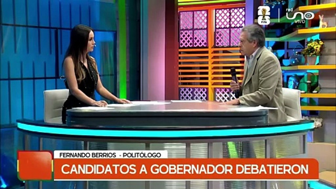 politólogo debate