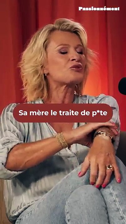 Sa mère l'insulte toutes les semaines 😰